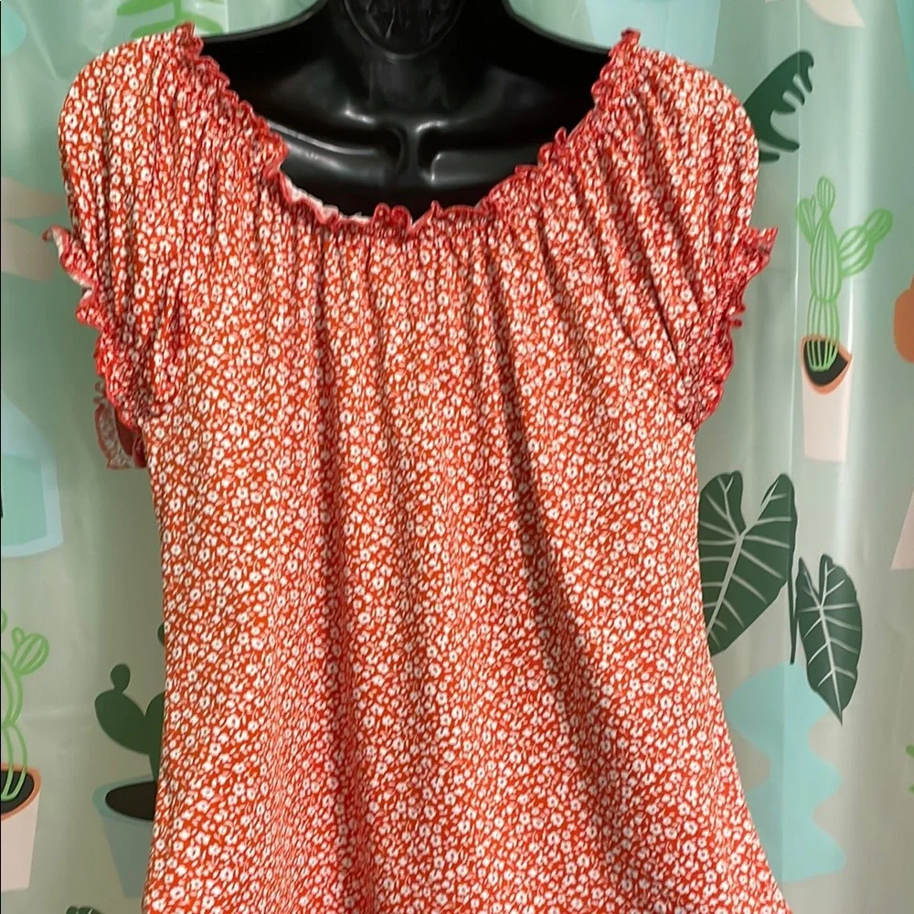 Floral Ruffle Top - Picture 3 of 5